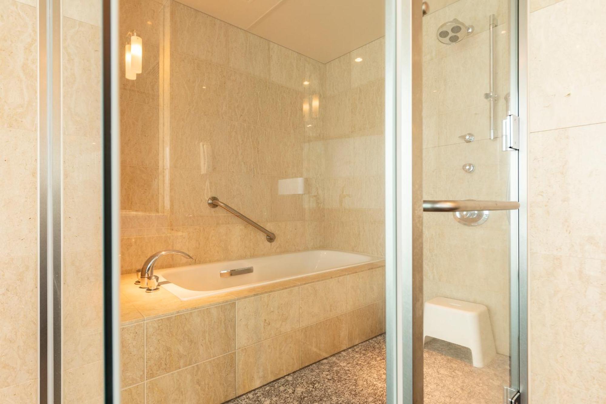 Tenza Hotel At Hakata Station Fukuoka  Szoba fotó